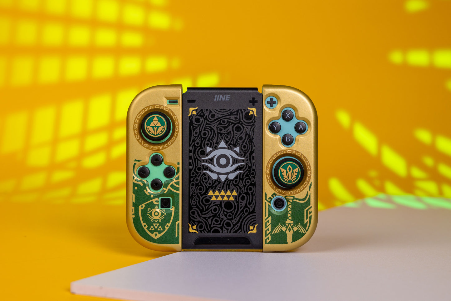 Switch/OLED Zelda Kingdom Tears Series Accessories Charging Grip.