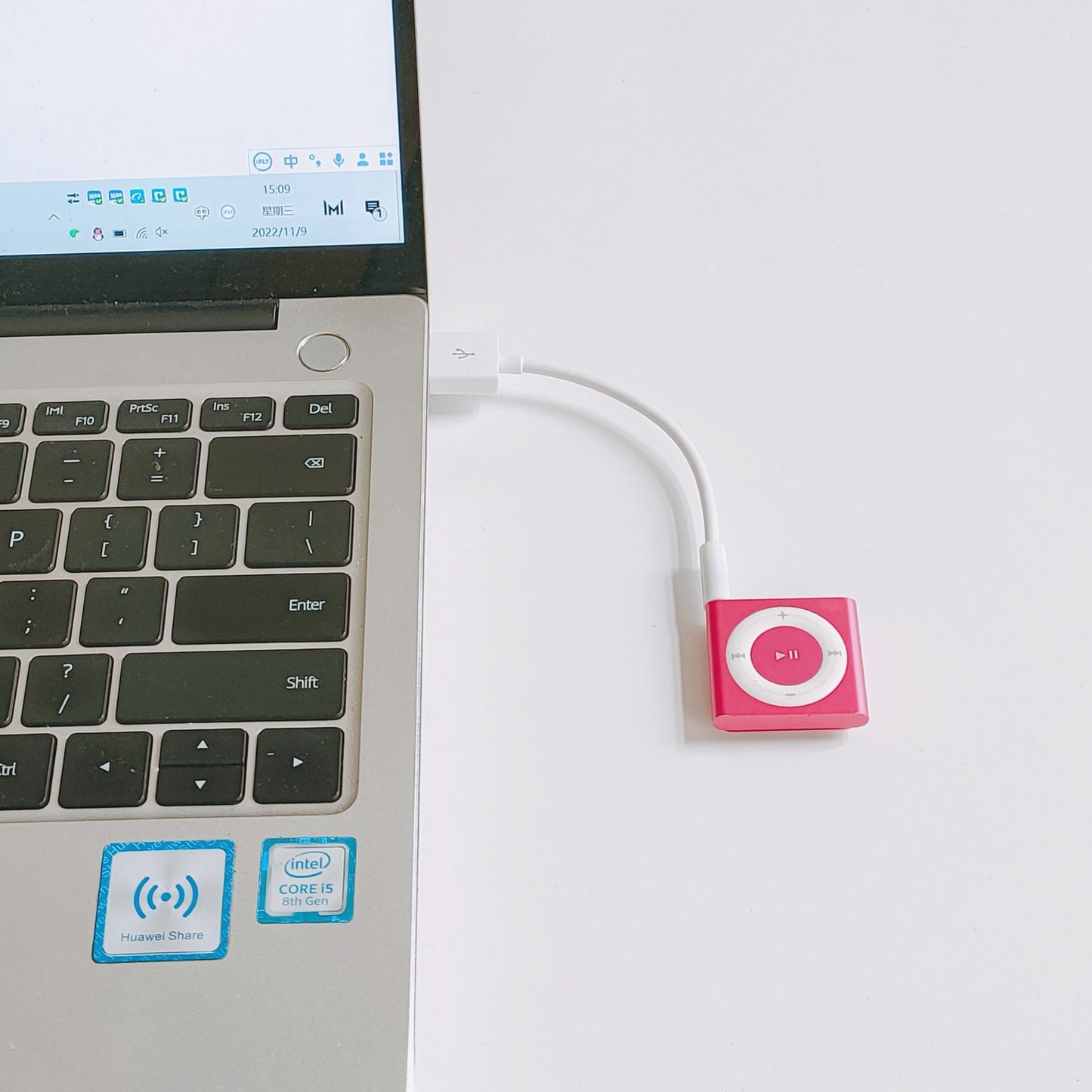 High quality iPod shuffle 3 4 5 6 7 generation universal clip cable shuffle data charging cable