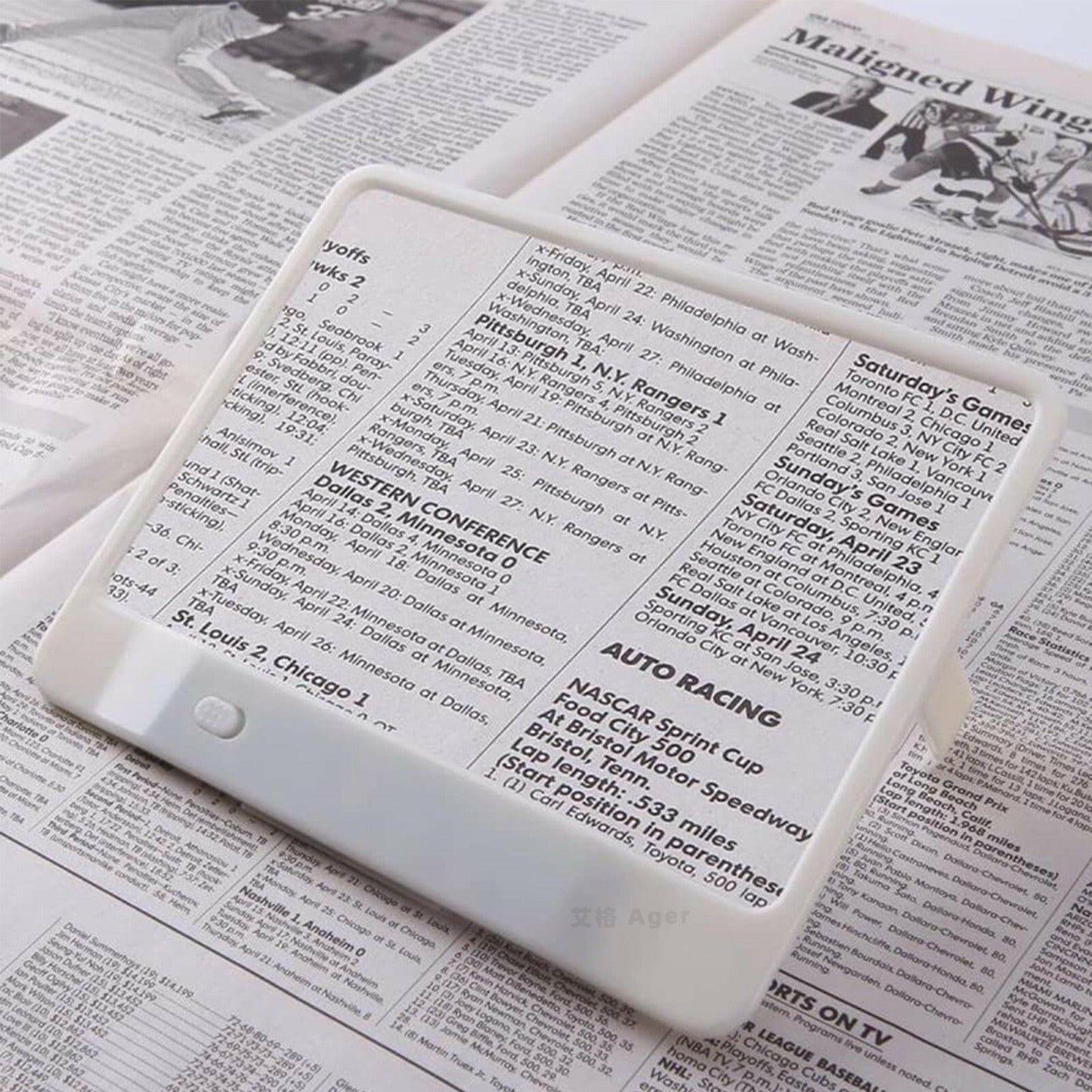 . LED Magnifying Glass – 3X Magnification with 3 LED Lights & PVC Frame - GoTypical